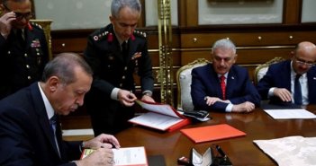 Dünən general oldu, bu gün tutuldu